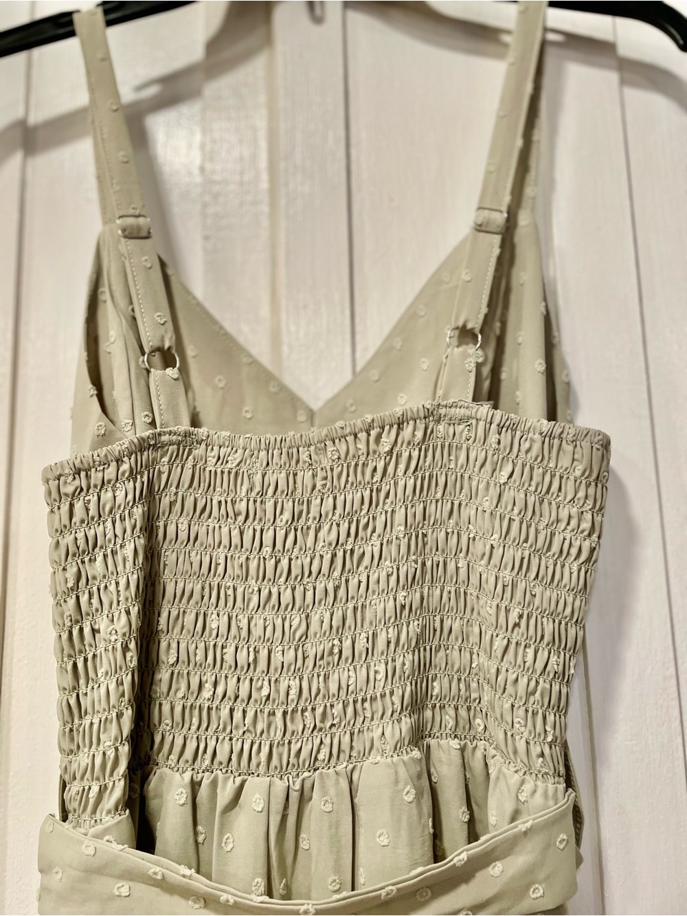 Red Leaf Sage Green Swiss Dot Maxi Dress NWT Adjustable Straps Tie Waist Size L - Picture 6 of 9